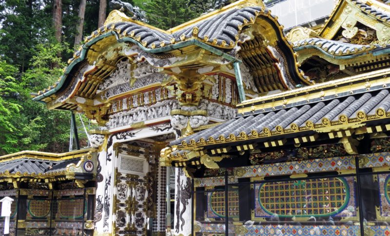 徳川家康を祀った江戸時代最大の霊廟建築 世界遺産・日光東照宮